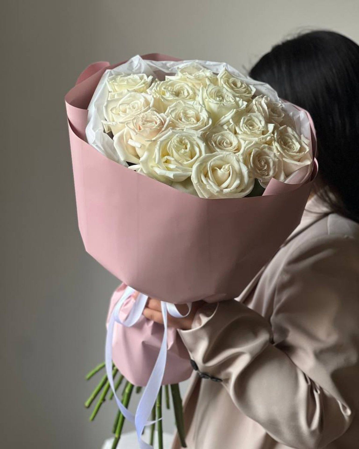 Белые розы Новосибирск